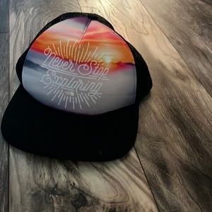 Northface trucker hat never stop exploring women’s one size